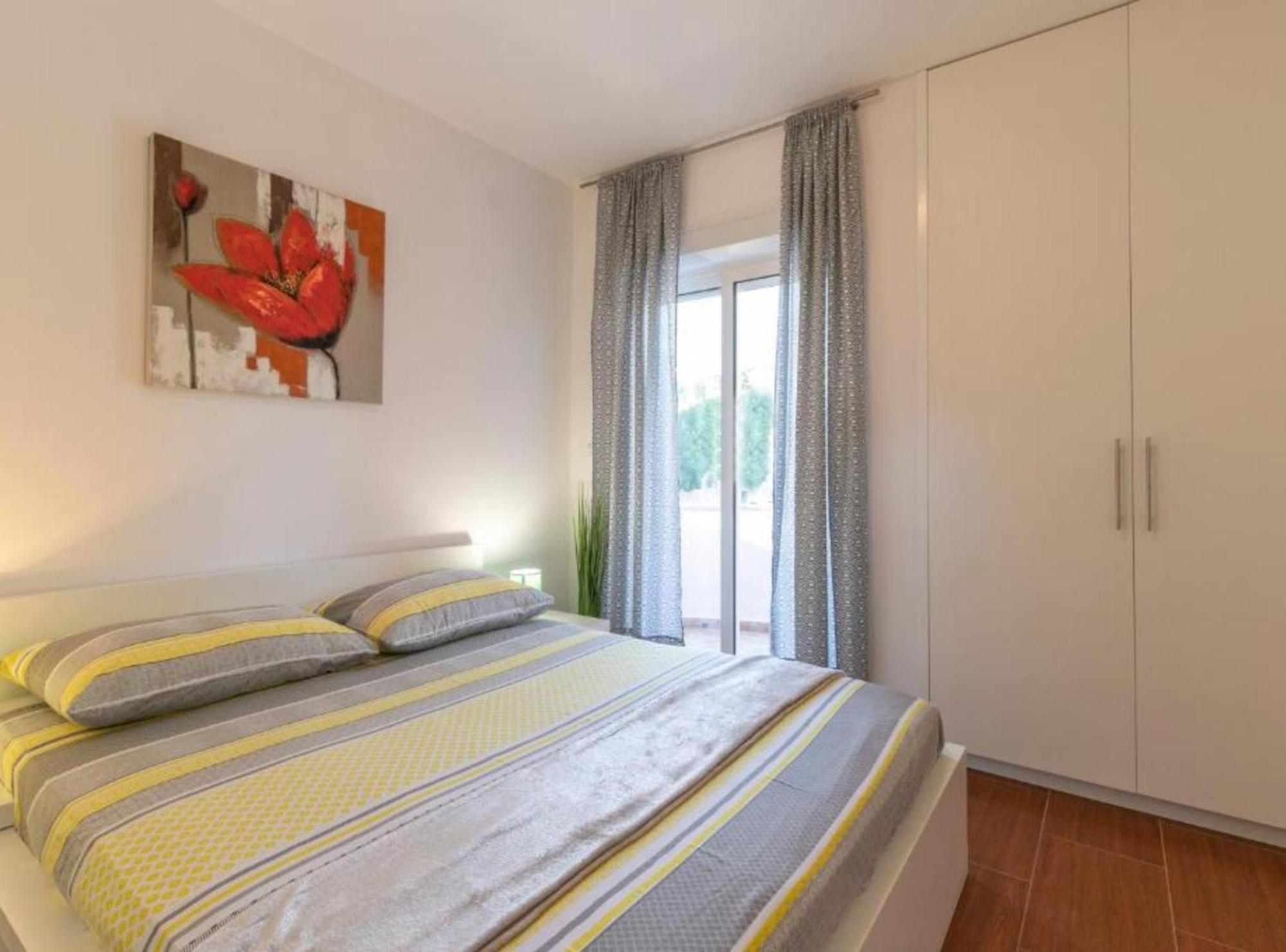 M & B Apartman Bibinje Kültér fotó