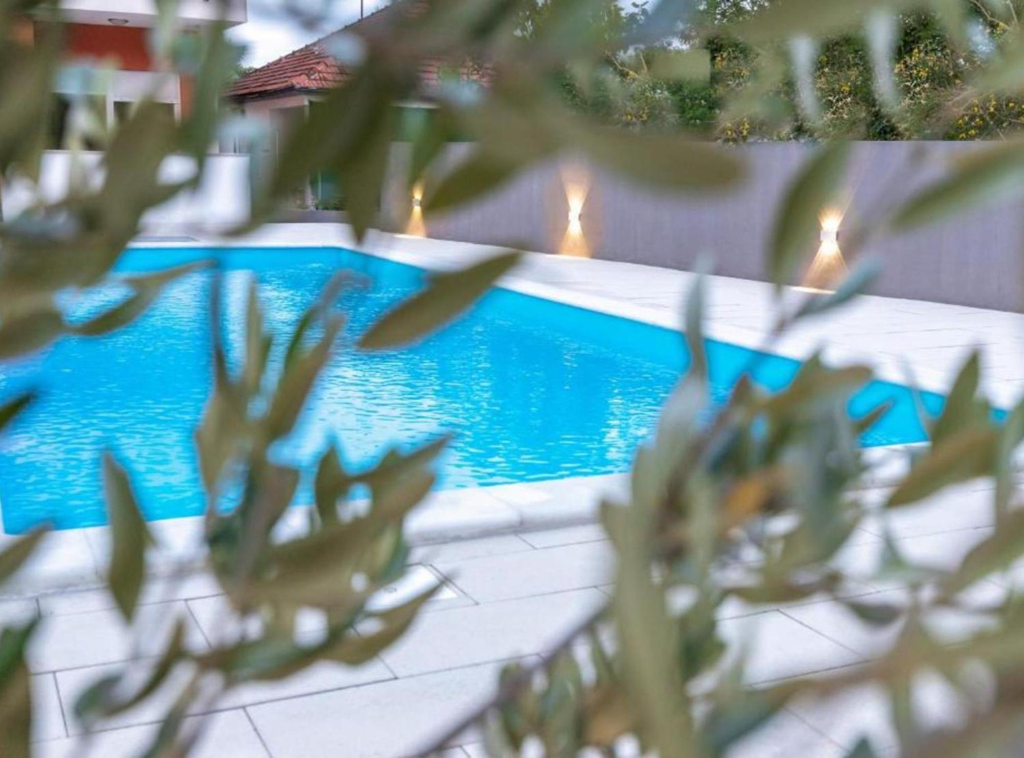 M & B Apartman Bibinje Kültér fotó