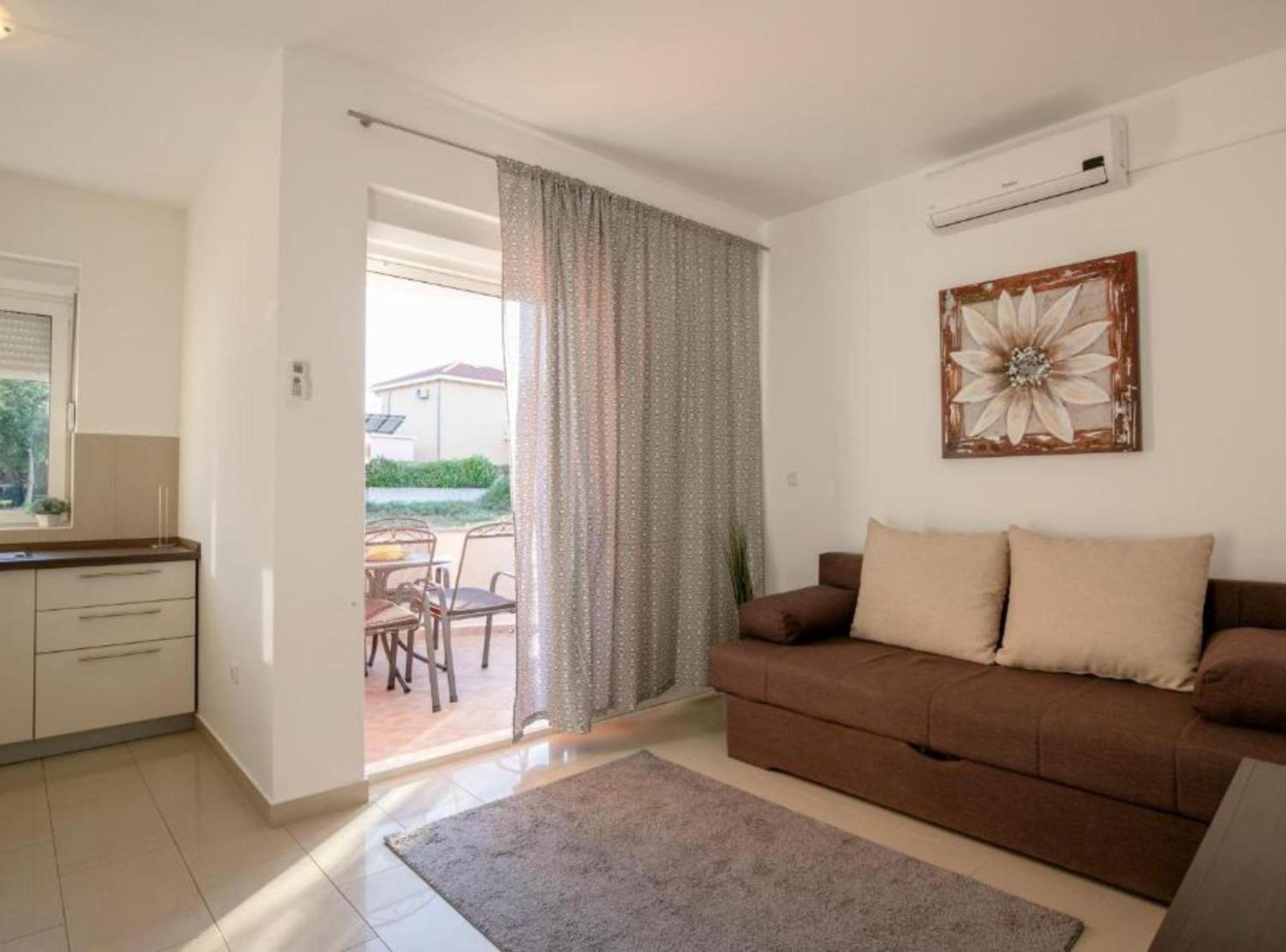 M & B Apartman Bibinje Szoba fotó