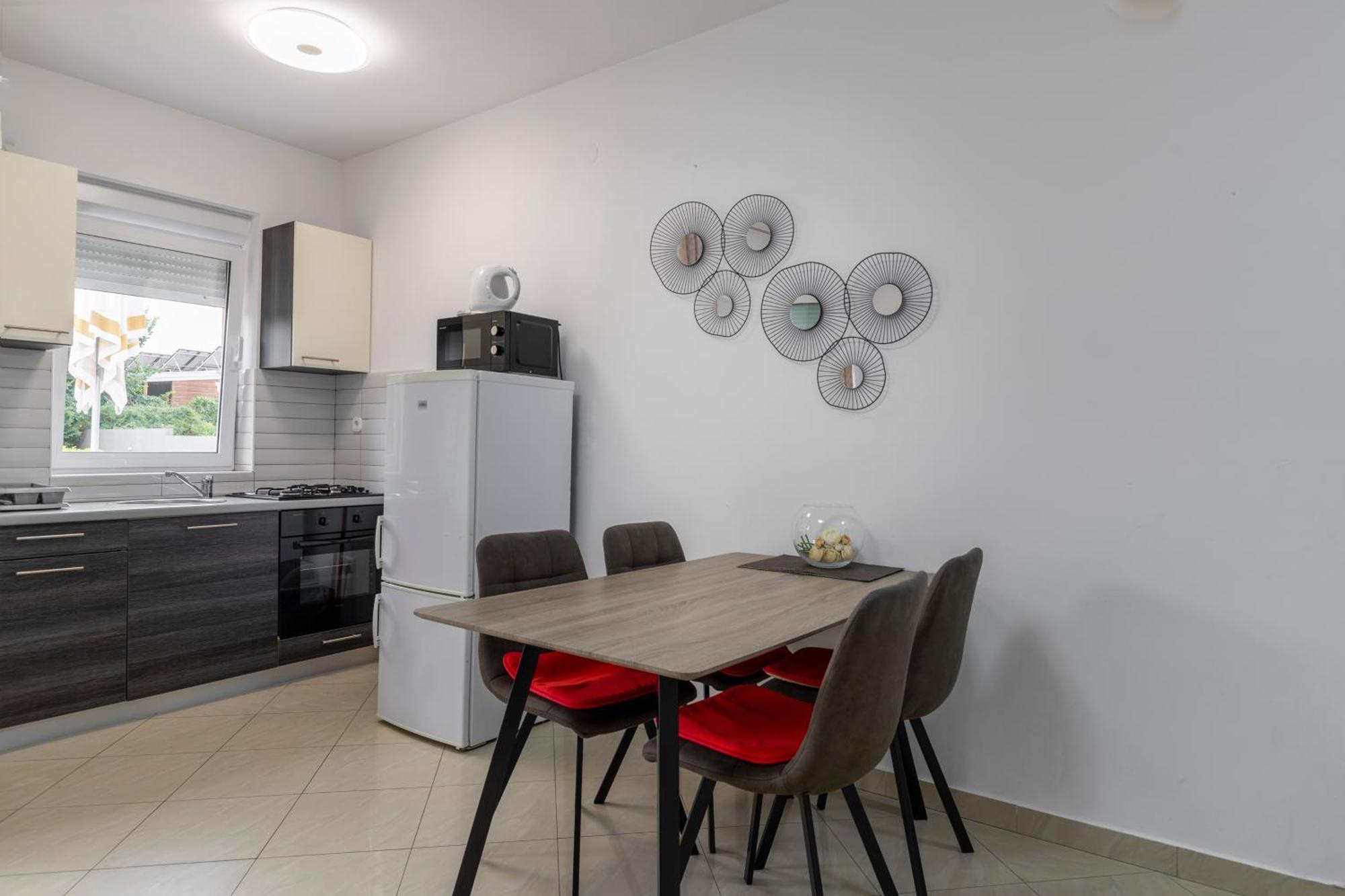 M & B Apartman Bibinje Kültér fotó