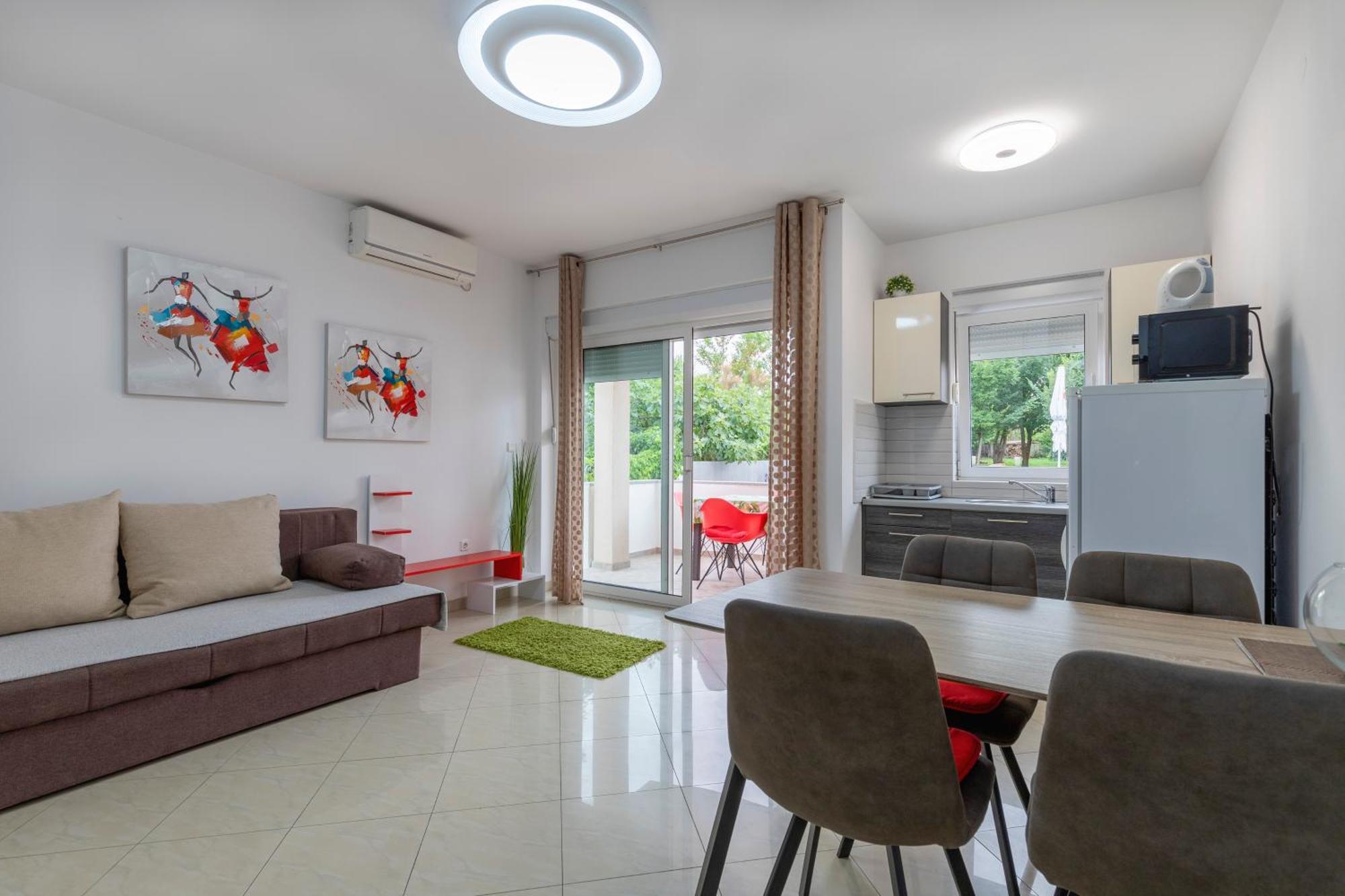 M & B Apartman Bibinje Kültér fotó